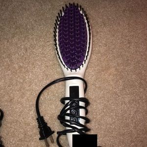 Instyler straightening brush USED ONCE
